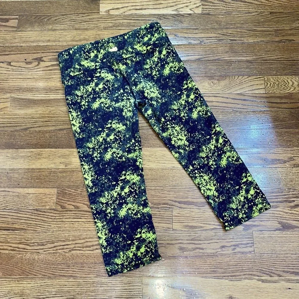Alo Yoga Airbrushed Capri Leggings